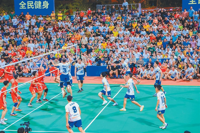  西汉姆联凭借定位球战术力克水晶宫